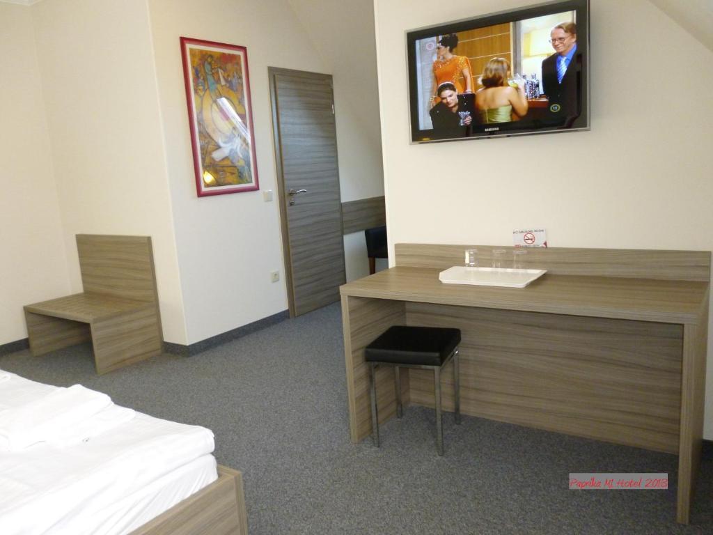 Paprika M1 Hotel Hegyeshalom Ruang foto