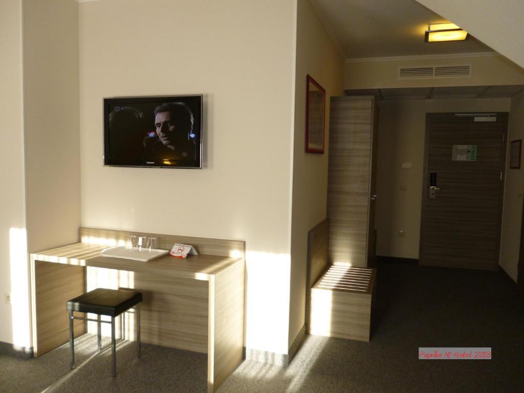 Paprika M1 Hotel Hegyeshalom Ruang foto